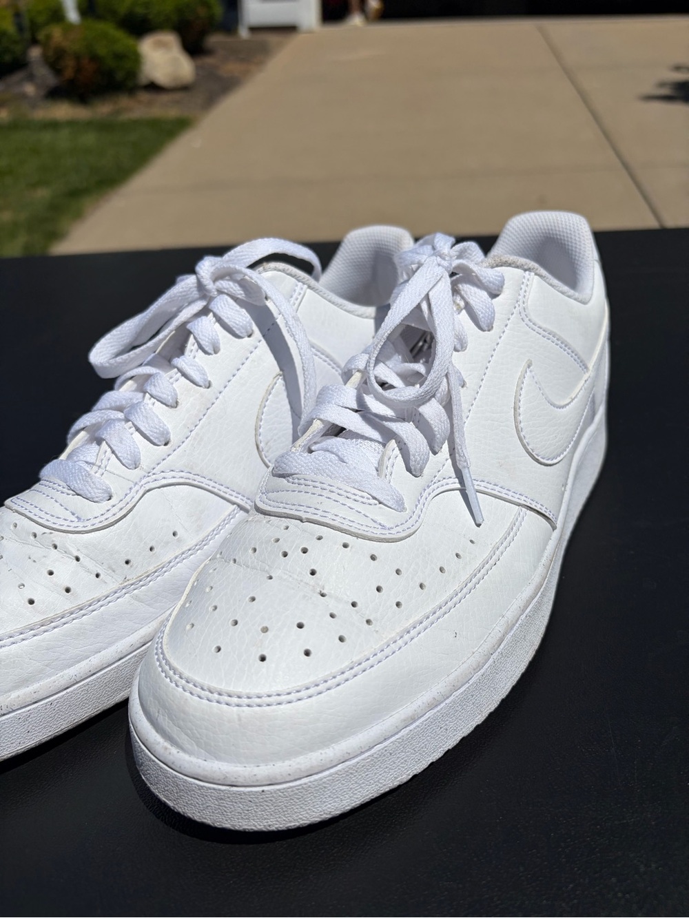 Men’s Nike White Leather Low-Top Sneakers